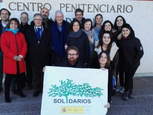 Solidarios con Vargas Llosa en la cárcel